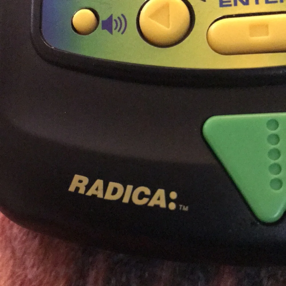 9 ball pool handheld console by Radica video game vintage